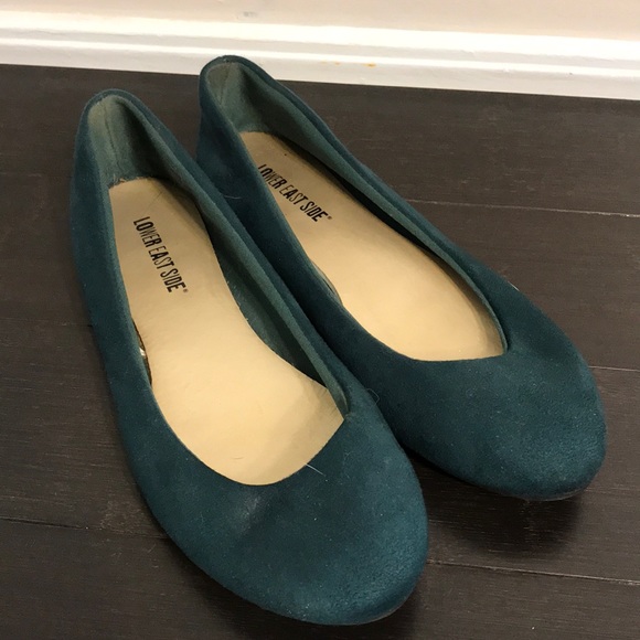 forest green flat shoes